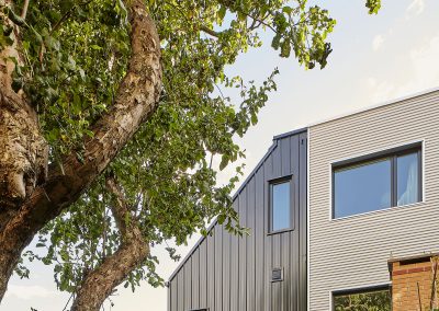 <span>Trinity Bellwoods Laneway House</span> Toronto