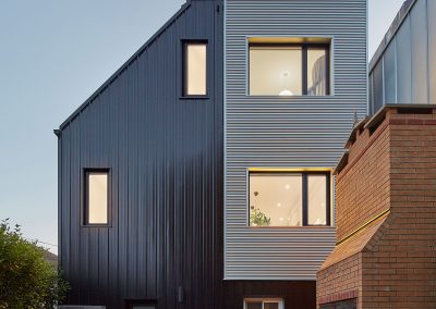 <span>Trinity Bellwoods Laneway House</span> Toronto